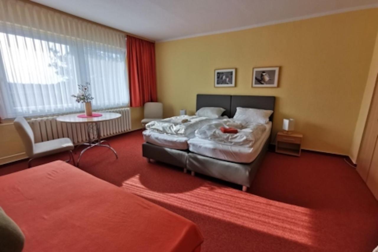 Pension Zur Fledermaus Варен Экстерьер фото
